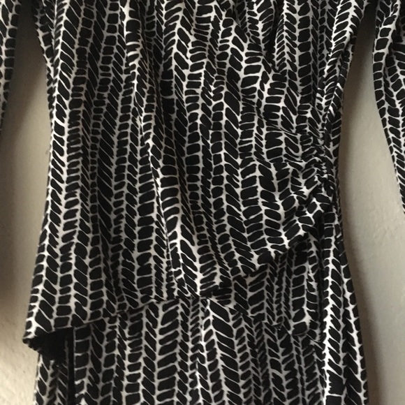 Talbots black & white patterned wrap dress - Picture 3 of 5
